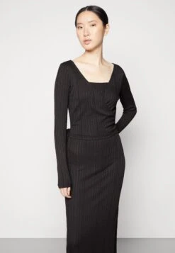 Guess Esmeralda Dress - Jumper Dress -Guess Clothing Sale 456b326bc6f04207a8f8f1188daa01ba