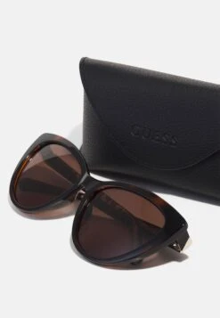 GUESS - Sunglasses - Dark Havana -Guess Clothing Sale 462b05fac0014b07861441a2321ae55f