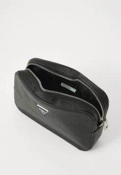 Guess MILANO - Cross Body Bag - Black -Guess Clothing Sale 46544b4057444a0ebd2f3477ea670514