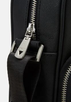 Guess Certosa Messenger Unisex - Across Body Bag - Black -Guess Clothing Sale 474599a832494f088641c1ae6d38a063