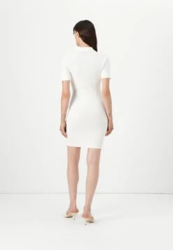 Guess FELICITY - Shift Dress - Cream White -Guess Clothing Sale 476b296a9f1b4ddd97d10e70dada47c8