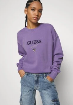 Go Baker Logo Crewneck - Sweatshirt - Light Iris Multi -Guess Clothing Sale 47ff4667406c45709f93cfa0698e52d3