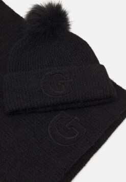 Guess Gift Box Scarf Set - Scarf - Black 7 Guess Gift Box Scarf Set - Scarf - Black -Guess Clothing Sale 4a546f964f724ebfb319f22f99f4e2e6