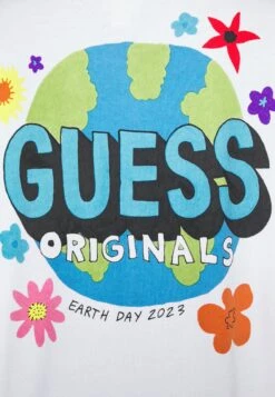 Go Earth Day - Sweatshirt - Pure White -Guess Clothing Sale 4b599b07218d430bb9916ce4eee1f34d