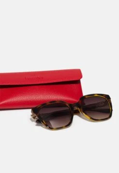 Guess Sunglasses - Dark Havana -Guess Clothing Sale 4caa2dee474742889ba333d92622d74d