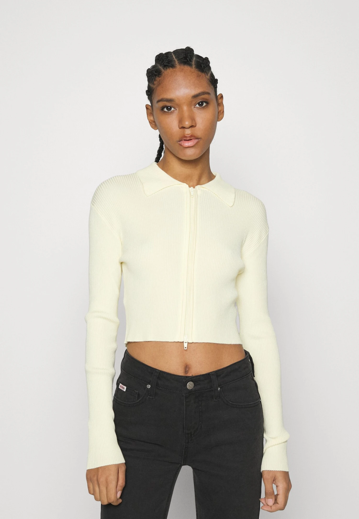 Lyla - Cardigan - Lemon Frost 2 Lyla - Cardigan - Lemon Frost - Image 2