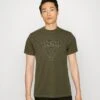 Guess Moisey Tee - Print T-Shirt - Olive Morning