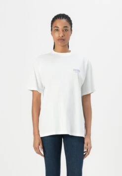 Guess MONOCHROME GRAPHIC TEE - Print T-shirt - White -Guess Clothing Sale 512bc4fd71e54024b3527e565ac50e26