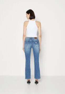 Go Hw Triangle Logo Tank - Top - Pure White 8 Go Hw Triangle Logo Tank - Top - Pure White -Guess Clothing Sale 523ea8064a2143eb84d84e1640660bd9