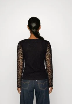 Guess Ravenna Top - Blouse -Guess Clothing Sale 52b30bdc224341969e0e5f86cc5cde02