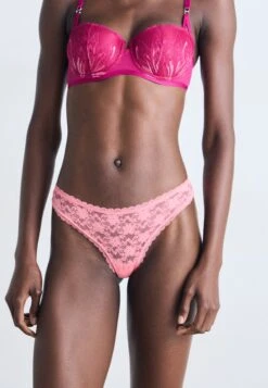 Guess BRAZILIAN 3 PACK - Briefs - Pink Shades -Guess Clothing Sale 549d116b7c784b658f1d3bc90acc83ca