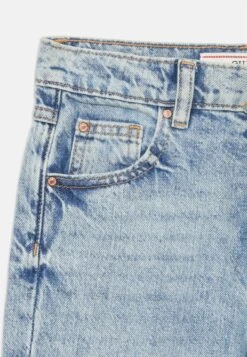 Guess JUNIOR - Straight Leg Jeans - Indigo Damaged Wash -Guess Clothing Sale 574f7b5ed3ca46c69138a0aabe767070