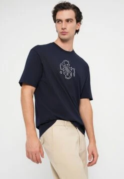 Guess BASIC QUATTRO TEE - Print T-shirt - Smart Blue -Guess Clothing Sale 57b8c474a7594a1ea104dcd12a188c52