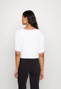 Guess Knot Marina Tee - Print T-Shirt 8 Guess Knot Marina Tee - Print T-Shirt -Guess Clothing Sale 57bd0655a675471e949357f0ed2b03ec