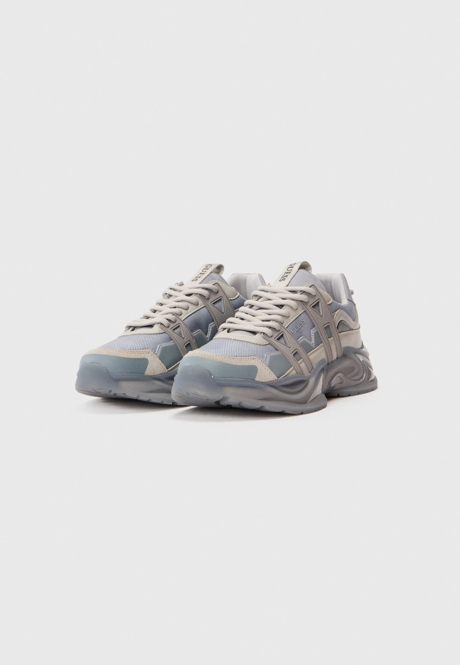 Guess BELLU - Trainers - Grey 2 Guess BELLU - Trainers - Grey - Image 2