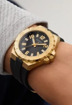 Guess CAMPUS - Watch - Gold Tone