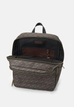 Guess Ederlo Flat Backpack Medium Unisex - Rucksack - Black -Guess Clothing Sale 5f8742b02aeb4a7997331d7ce0c05352