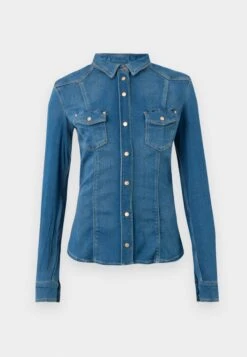 Guess KALIMA SHIRT - Button-down Blouse - Comfy Light -Guess Clothing Sale 6017a42cbe8a470b92127ae6f857e8eb