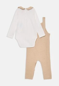 Guess BABY SET OVERALL - Long Sleeved Top - Beige -Guess Clothing Sale 6269080a897d4b43b203e9f72ee10c0c