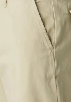 REGULAR - Trousers - Safari Tan 11 REGULAR - Trousers - Safari Tan -Guess Clothing Sale 630cdc95e1a2417da8cab6a2303c5936