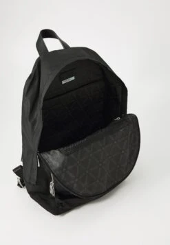 Guess MILANO BACKPACK - Rucksack - Black -Guess Clothing Sale 64de7c4f0dc648618ad484ce89b81c08