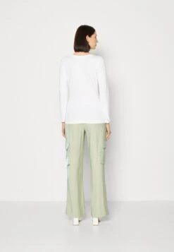 Guess Script - Long Sleeved Top -Guess Clothing Sale 64f8eaccf3a84aceb6425cc6cbb9014b