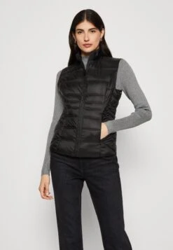 Guess Ginger Vest - Waistcoat -Guess Clothing Sale 65872aa553b44612b2624586fcef0966