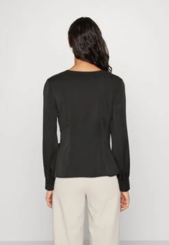 Guess Lovisa- Blouse -Black 8 Guess Lovisa- Blouse -Black -Guess Clothing Sale 65ecacd0c5904ede898f27e3d93afc6e