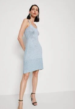 Guess Marion Ruffle Dress - Jumper Dress - Himmelblau -Guess Clothing Sale 66febc08f90649d982330881527ed930