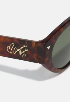 Guess Sunglasses - Blonde Havana -Guess Clothing Sale 68cdd9542a564120b33fbb95af6e4771