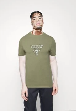 Guess Ss Cn Geo Triangle- Print T-Shirt - Khaki Way