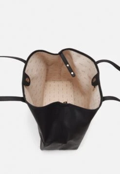 Guess Vikky Large Tote - Tote Bag - Black -Guess Clothing Sale 697b521f54774f6c9e7510f82d9bd506