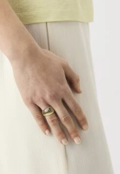 Guess BERBERA - Ring - Yellow Gold-coloured