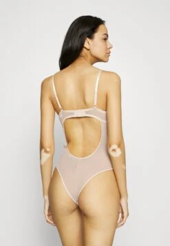 Guess Belle- Body - Pasty Mauve -Guess Clothing Sale 6a9261bce06244ae93733f752aa45a64