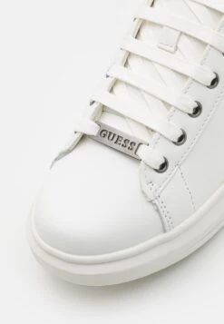 Guess Vibo- Trainers - White/Black -Guess Clothing Sale 6b9f0a33613e4612b27539fb9d9db623
