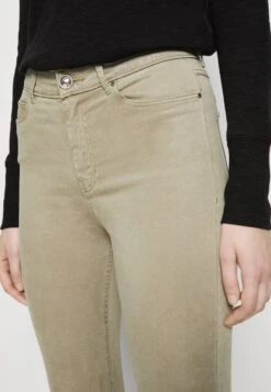 Guess Trousers - Mossy Green -Guess Clothing Sale 6eaea860fe03474e93fa1e31775df165