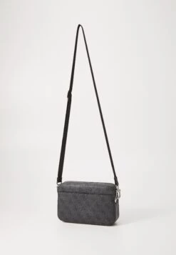 Guess MILANO MINI CAMERA BAG - Cross Body Bag - Black 8 Guess MILANO MINI CAMERA BAG - Cross Body Bag - Black -Guess Clothing Sale 6f025893e1364dda8b48de98cbbec958