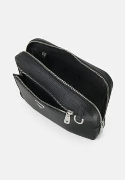 Guess Crtsa Sfno Unisex - Across Body Bag - Black -Guess Clothing Sale 6f20e2fcf70e4ee1beebacf1011ecdb8