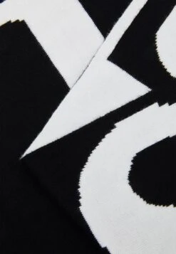 Guess Scarf Unisex - Scarf - Jet Black A996 -Guess Clothing Sale 6f42a9fb2ba845a5b29fa7cc845c287c