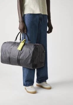 Guess PISA DOUBLE ZIP - Weekend Bag - Black/lime