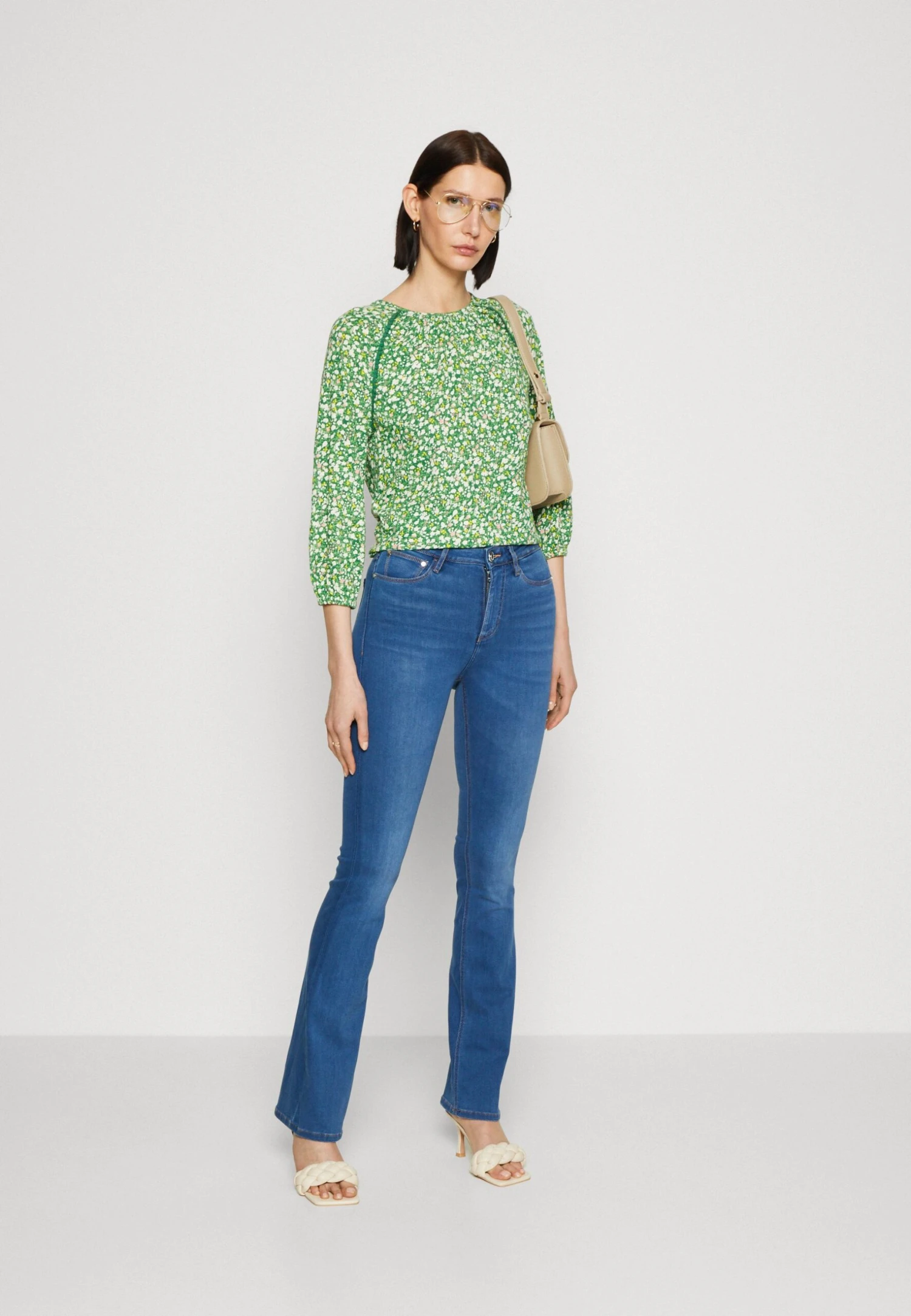 Guess Flared Jeans - Silky Mid 2 Guess Flared Jeans - Silky Mid - Image 2