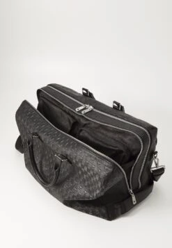 Guess TORINO DUFFLE BAG - Weekend Bag - Black 9 Guess TORINO DUFFLE BAG - Weekend Bag - Black -Guess Clothing Sale 727e42d8e01242429eff0bde4cd05f76