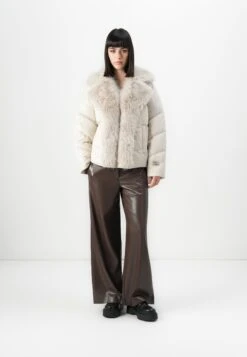 ESTELLA - Winter Jacket - Wind Cloud -Guess Clothing Sale 73882c8bc91d4b4ebe1bd62c27f8e270