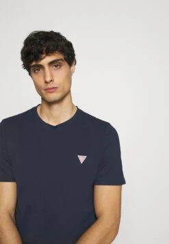 Guess Tee - Basic T-Shirt - Blue Navy -Guess Clothing Sale 7631e5ff36cf42fd9c436edf5971f29b