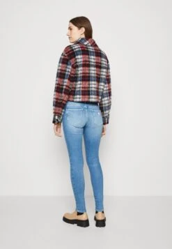 Go Trisha Jacket - Light Jacket - Chili Red Multi -Guess Clothing Sale 7776ea60c85c44538c55cbc806f93a93