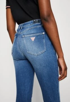 Guess 1981 Exposed Button - Jeans Skinny Fit - Calicycle Mid -Guess Clothing Sale 7781872e36164950b278b5e31e7ffcbf