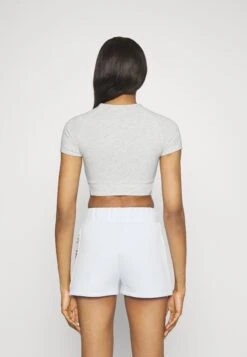 Guess Aline Crop Eco S - Print T-Shirt -Guess Clothing Sale 7a7bd22df1064bcba9d18d6079ecaf44