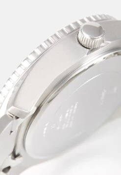 Guess Connoisseur Unsiex - Watch - Silver-Coloured -Guess Clothing Sale 7b70e020e3c14c90886e988996b12a10