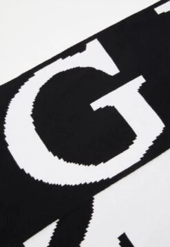 Guess Scarf Unisex - Scarf - Jet Black A996 -Guess Clothing Sale 7c92eea1ec454c5fadb7f902423b4689