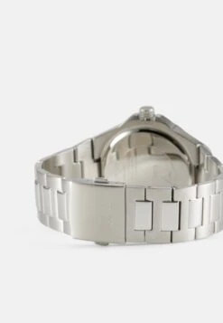 Guess DASHBOARD - Watch - Silver-coloured -Guess Clothing Sale 7e9e16312a314439bbc377f9b59af676